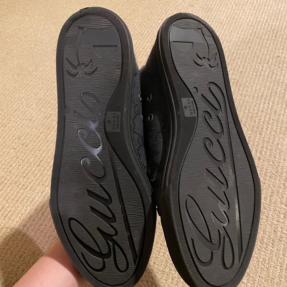 Gucci black monogram sneakers - Picture 2 of 5